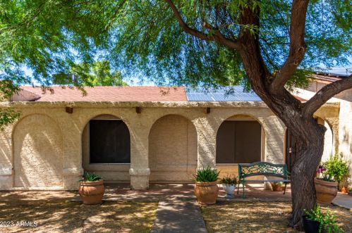 5130 Joan De Arc Ave, Glendale, AZ 85304-1323