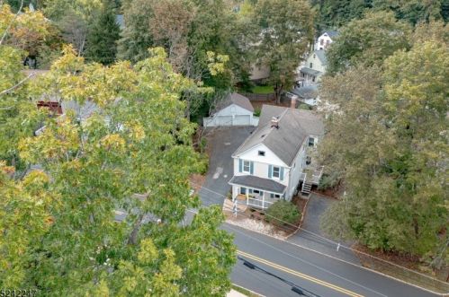 43 Mine Mount Rd, Bernardsville, NJ 07924-2202
