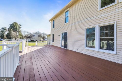 554 Hinckle Ave, Trenton NJ  08628-2805 exterior