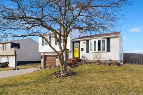 128 Wickham Farm Dr, Englewood, OH 45322-2948