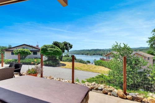 8121 Smith Point Rd, Lake Nacimiento CA  93426-9633 exterior