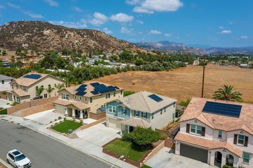 10073 Ranchitos Pl, Lakeside CA  92040-2781 exterior