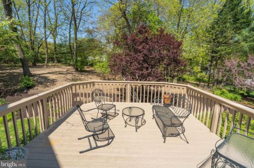 5 Gregory Ln, Newtown Square PA  19073-1518 exterior