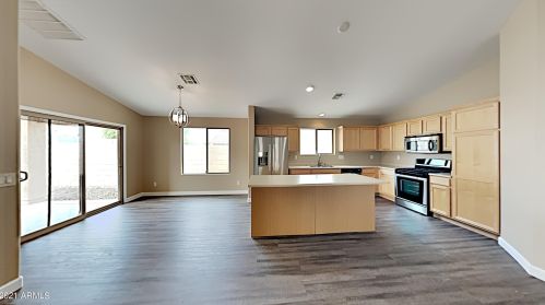 13920 Mauna Loa Ln, Sun City, AZ 85379-8672