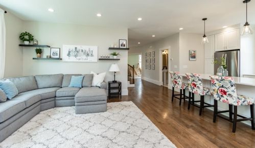 539 Holly Ave, Saint Paul MN 55102-2210 exterior