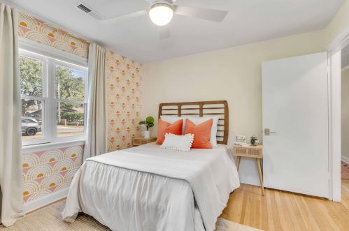 1463 Goblet Ave, Mount Pleasant SC  29464-4831 exterior