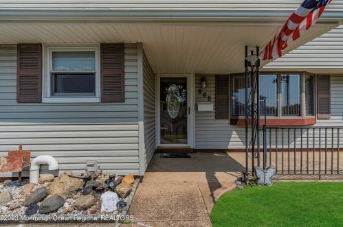 865 Barry Ave, Perth Amboy, NJ 08861-1626