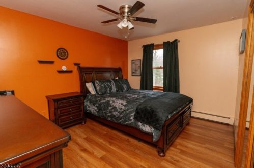 83 Voit Ave, Lincoln Park NJ  07035-1039 exterior