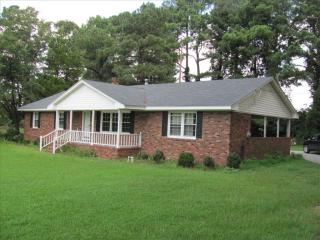 2120 Harry Byrd Hwy, Darlington, SC 29532-6004