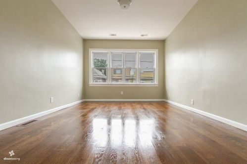 328 Avenue A, Bayonne NJ  07002-1320 exterior