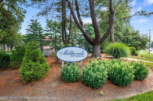 335 Devon Pl, Morganville, NJ 07751-1721