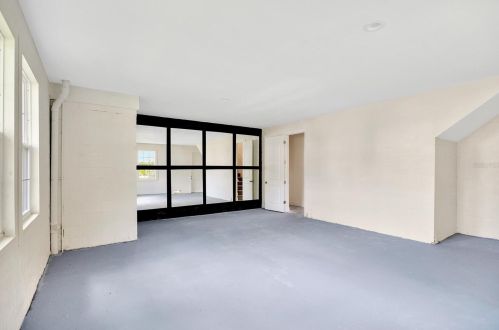 1040 Pointe Alexis Dr, Tarpon Springs FL  34689-7119 exterior