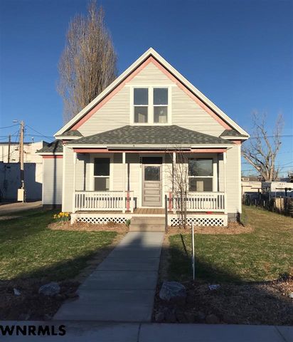 204 Madison Ave, Henry, NE 69358-5021
