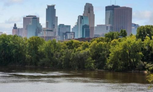 19 1st St, Minneapolis MN  55401-1839 exterior