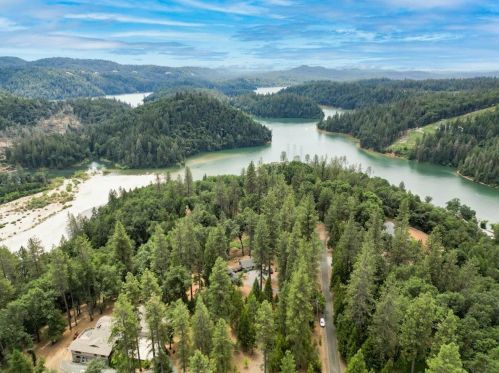 14277 Frederick Way, Grass Valley, CA 95945-7917