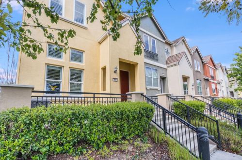 57 Esfahan Dr, San Jose, CA 95111-3118