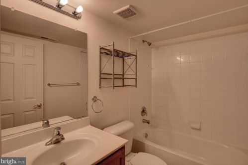 48 Plica Cir, Magnolia DE  19962-3604 exterior