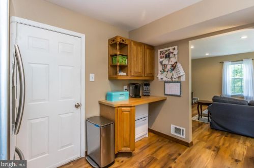464 Sterling Ct, Southampton PA  18966-2776 exterior
