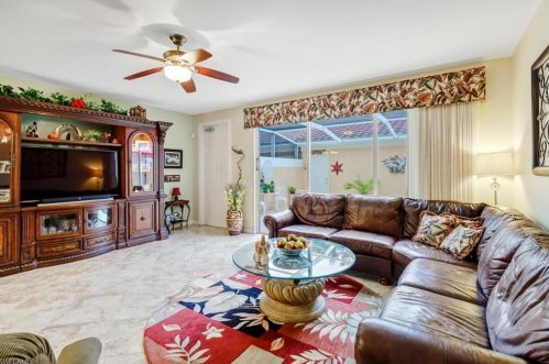 29090 Alessandria Cir, Bonita Springs, FL 34135-8271