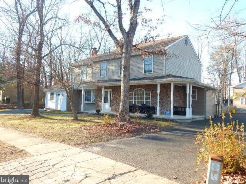 16 Whippoorwill Dr, Erial, NJ 08081-9331