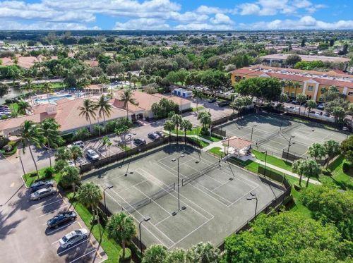 6082 Lake Hibiscus Dr, Delray Beach FL  33484-4617 exterior