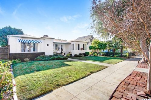 230 Winchester Ave, Glendale, CA 91201-2917