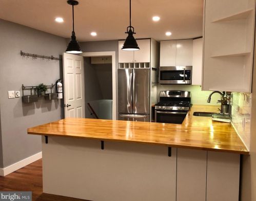 1030 Emerald Ave, Camden NJ  08108-1842 exterior