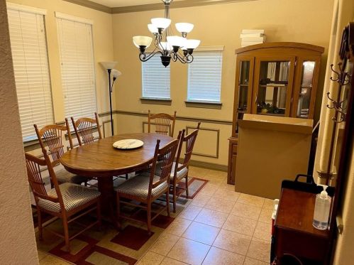 1932 Emma Long St, Austin TX  78723-5391 exterior