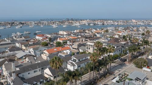 126 Ruby Ave, Newport Beach CA  92662-1126 exterior