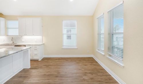 4022 Fort Bend Dr, Galveston TX  77554 exterior