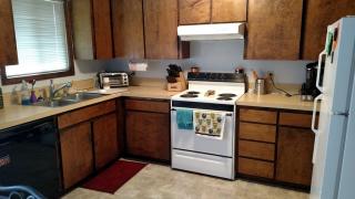 2818 Glenn St, Corvallis OR  97333-2121 exterior
