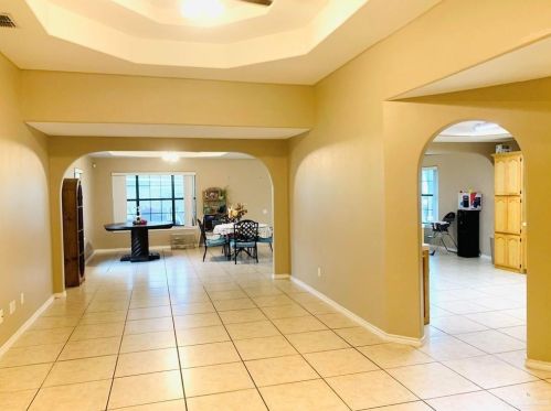 2109 Ebony Ave, Penitas, TX 78576-7385