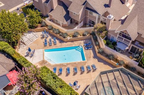 1878 Rory Ln, Simi Valley CA  93063-4376 exterior