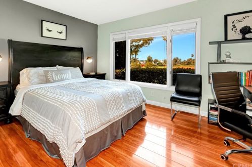 8 Arboles, Irvine CA 92612-2626 exterior