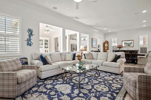 23734 Mahogany Ct, Santa Clarita, CA 91354-1878