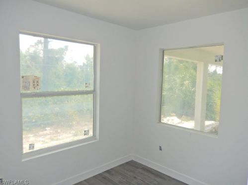 409 Columbus Blvd, Lehigh Acres FL  33974-4708 exterior