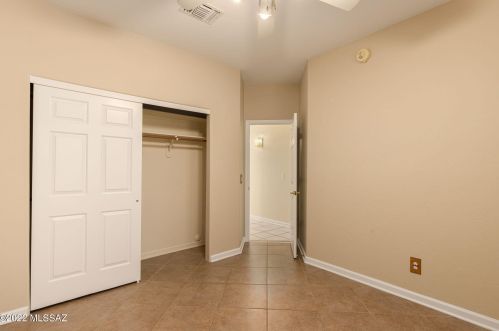 300 Hidden Quail Dr, Tucson AZ  85704-6940 exterior