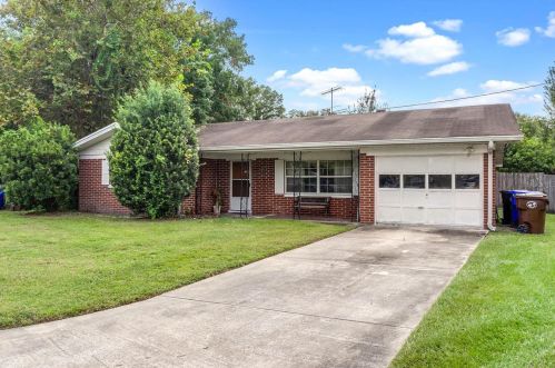 217 Poinciana Cir, Kissimmee, FL 34744-2303
