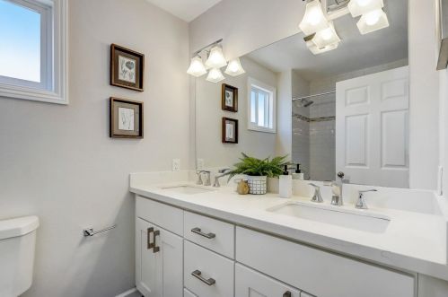 626 Manzanita St, Redwood City CA  94063-2947 exterior