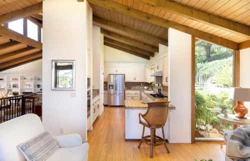 485 Via Dichosa, Santa Barbara CA  93110-2213 exterior
