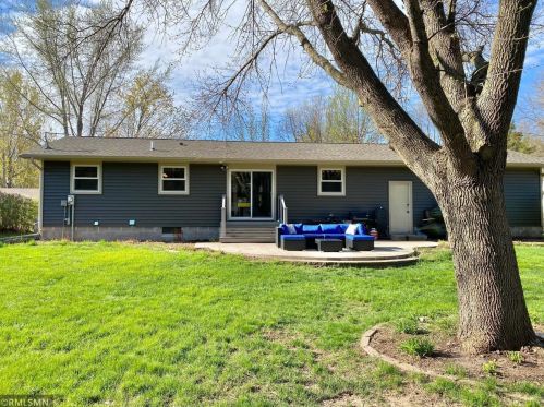 545 Derrick Dr, New Johannesburg WI  54017-2328 exterior