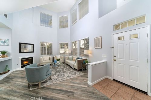 707 Yorkshire, Irvine, CA 92620-0259