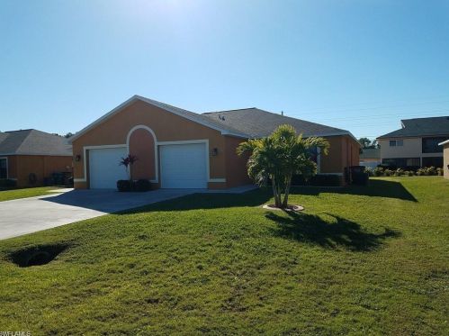 1422 47th Ter, Cape Coral, FL 33914-6390