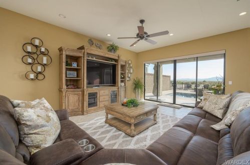 3003 Camino Del Rio, Bullhead City AZ  86442-7885 exterior