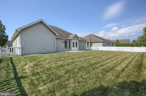 46 Burwick Dr, Navy Sup Dpt PA 17050-7998 exterior