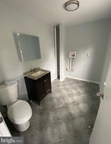 69 Liberty St, Trenton NJ  08611-2720 exterior