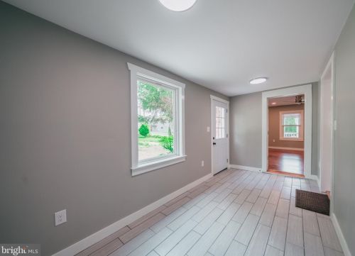 3505 Main St, Toms Brook VA  22660-1709 exterior