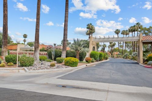 35603 Feliz Ct, Rancho Mirage CA  92270-1231 exterior