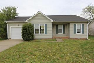 3211 Senseney Cir, Clarksville, TN 37042-8121