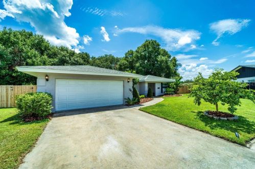 762 Greenfield Ct, Maitland, FL 32751-5107
